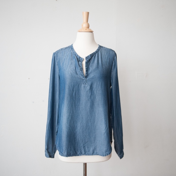 Anthropologie Tops - Cloth & Stone {Anthropologie} Chambray Top